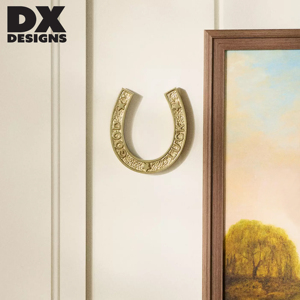 Décoration murale DX Designs « Good Luck » en forme de fer à cheval, finition laiton, porte-bonheur, art mural pour la maison et l'entrée - Product Image 5