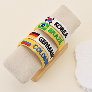 Pulseras Tejidas Personalizadas al por Mayor para la Copa Mundial 2026, Brazalete Moderno con el Logotipo del Equipo de Fútbol, Pulsera de la <span class=keywords><strong>Amistad</strong></span> para Fanáticos del Fútbol - Product Image 3