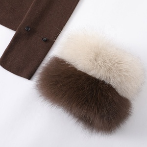 <span class=keywords><strong>Pull</strong></span>-over en maille respirant à col rond pour <span class=keywords><strong>femme</strong></span>, personnalisé, avec poignets amovibles en vraie fourrure de renard – Vente en gros - Product Image 3