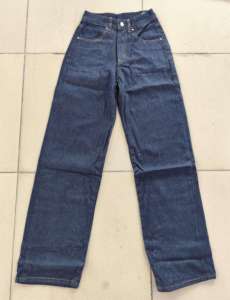 Jeans en gros, mélange de couleurs bleu, <span class=keywords><strong>noir</strong></span> et gris, en <span class=keywords><strong>cuir</strong></span> élégant, idéal pour le printemps - Product Image 4