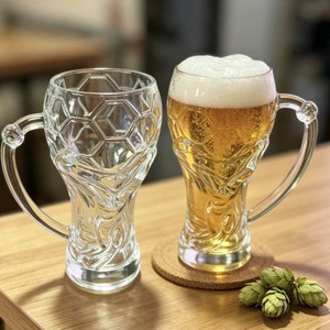 Chope à bière en verre gaufré minimaliste moderne avec poignée, tasse de football pour la maison, les bars sportifs, les pubs, les cadeaux et souvenirs de fête - Product Image 2