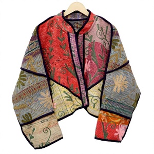 Dernière collection : Veste Kantha en coton imprimé à rayures, broderie indienne Suzani faite à la main, manteau royal pour femme, idéal pour l'extérieur - Product Image 1