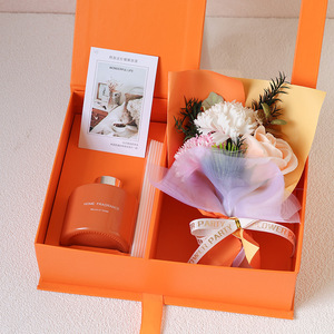 Confezione regalo con chiusura magnetica in carta nera di lusso fatta a mano di lusso in fabbrica - Product Image 4