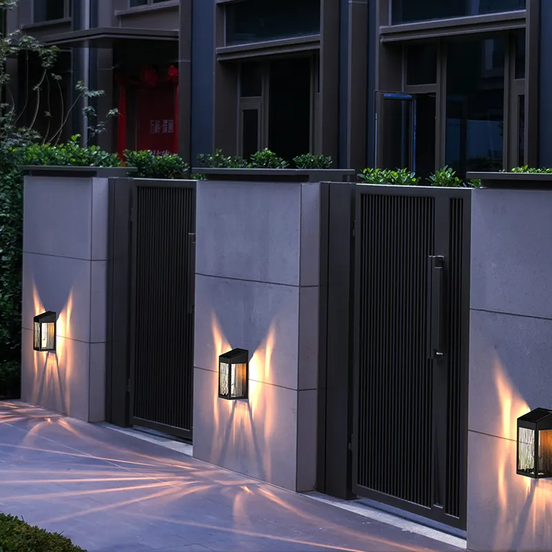 Lâmpada solar LED Ip65 para parede, luminária solar impermeável para jardim ao ar livre e montagem na parede