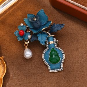 Broche en métal plaqué or vintage, style traditionnel antique, avec <span class=keywords><strong>gourde</strong></span> bleue, fleur et perle, pour femme, usage quotidien - Product Image 3
