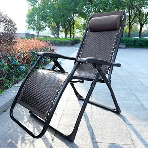 Good sleeping leisure furniture reclining beach folding chair with footrest can adjust portable