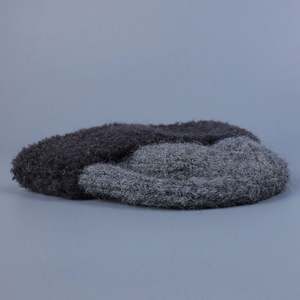 Nouveau bonnet tricoté doux 2025 pour hommes et femmes, protection des oreilles, chaud, tendance, avec coutures colorées - Product Image 3