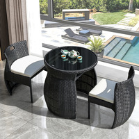 Ensemble de trois pièces pour balcon : table à thé et chaises en rotin, idéal pour l'extérieur, la cour, les loisirs et la terrasse