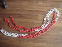 Barrière de sécurité pour chantier de la circulation routière avertissement rouge blanc décoratif PE lien 6mm chaîne en plastique coloré
