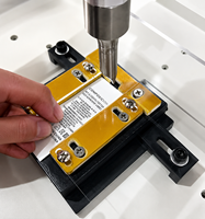 Machine de marquage par points ultrasonique à arrêt d'urgence avec écran tactile, performance stable, pour vêtements et marquage de codes d'expédition