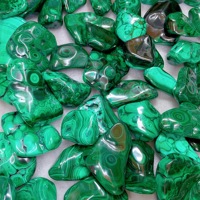 Pierres de malachite polies naturelles faites à la main, 5-8 cm, pour la guérison par le Reiki et la décoration intérieure, vente en gros