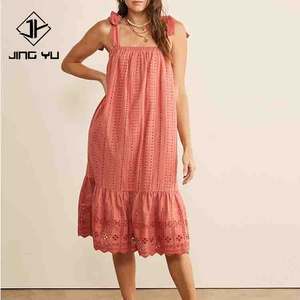 Robe maxi de plage de luxe brodée, style halter, très tendance, en coton respirant de haute qualité pour femmes - Product Image 1