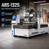 Routeur CNC industriel 2130 à double processus, machine de découpe à rainurage en V avec rouleau de pression pour la découpe de panneaux ACP et de panneaux publicitaires
