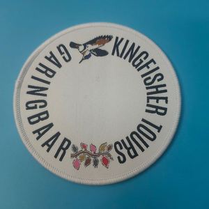 Parches Personalizados Ecológicos de Lona Tejida con Logotipo Escolar, para Coser o Planchar en Prendas - Product Image 3
