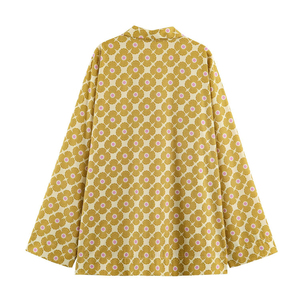 Ensemble chemise décontractée imprimée et pantalon large sur mesure pour l'été 2026, <span class=keywords><strong>tenue</strong></span> <span class=keywords><strong>de</strong></span> vacances deux pièces assortie, ensemble élégant deux pièces pour fille OEM - Product Image 3