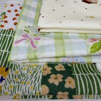 ODM&OEM Karo- und Blumenmuster Digital Bedruckter 100% Baumwoll-40s-Poplin-Stoff für Kleider und Hemden für Mädchen und Frauen