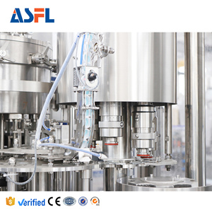 Entrega Rápida, Máquina de Llenado, Enjuague y Tapado de Botellas PET de 330 ml, 2000 BPH, para <span class=keywords><strong>Bebidas</strong></span> Carbonatadas, <span class=keywords><strong>con</strong></span> Equipo de Mezcla de CO2 - Product Image 4