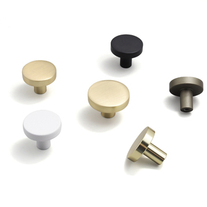 Oukali Hot Selling Furniture Cabinet Handle Black Brushed Brass Zinc Alloy Kitchen Cabinet Bedroom Drawer Handles and <strong>Knobs</strong> - Product Image 3