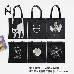Bolsos de Tela Negros de 32x37cm con Diseño de Gato y Flor para Uso Diario - Product Image 3