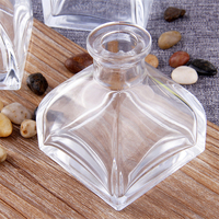 Vente en gros Bouteille vide ronde de luxe diffuseur d'arôme en verre roseau noir mat avec boîte à bâtonnets