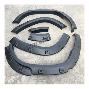 Guardabarros de arco de rueda 4x4 bengalas para Land Cruiser LC200 Prado FJ200 2016 + guardabarros de coche - Product Image 3