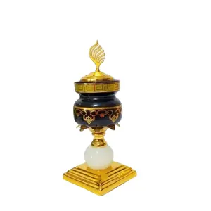 中东黑色陶瓷mabkhara芳香扩散器伊斯兰陶瓷香炉，带金色盖子