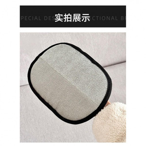 Almohadilla quitapelusas con superficie de malla para eliminar el pelo de mascotas en muebles y ropa, diseño portátil - Product Image 4