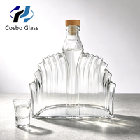Botol Minuman Keras 700ml Desain Khusus untuk Gin dan Brandy, Botol Kaca untuk Vodka dengan Bentuk Unik (Grosir)