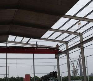 Grúa Puente Monoviga de Primera Calidad, Elevación Confiable para Talleres Industriales - Product Image 6