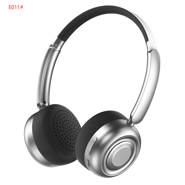 Best Sound Quality With Metal Design Light Weight Headphones Wireless With Different Earcup Surface for Fashion Young Man