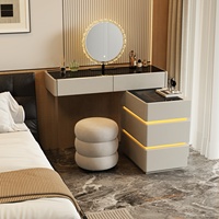 Table de toilette moderne italienne minimaliste en bois avec tiroirs intégrés, table de chevet de luxe haut de gamme pour chambre à coucher