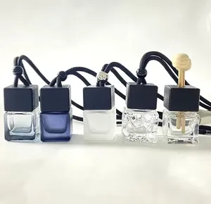 Nuevo colgante vacío redondo 10ml botella de Perfume de coche cuadrado de lujo vidrio coche ambientador difusor botella con líquido perfumado personalizado