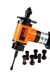 Machine à chanfreiner les tuyaux Stinger 28E, système portable de chanfreinage des extrémités de tuyaux pour la préparation de la soudure, utilisée par les exportateurs - Product Image 4
