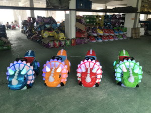 เด็กๆ นั่งไดโนเสาร์เดินได้ ขับได้ด้วยเหรียญ พร้อมสวนสนุก - Product Image 6