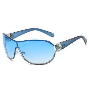 <span class=keywords><strong>2026</strong></span>年最新ファッション クラシック オーバーサイズ スクエア サングラス レディース UV400 高級サングラス メンズ カスタムロゴ 卸売 サングラス - Product Image 3