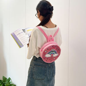 <span class=keywords><strong>Mochila</strong></span> Redonda Linda para Niñas Pequeñas - Parte Delantera <span class=keywords><strong>Transparente</strong></span> de PVC con Parte Trasera de Poliéster Rosa, Correa Cruzada o de Hombro Ajustable - Product Image 5