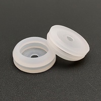 Passe-câble en silicone translucide avec film anti-poussière, design rond double face, diamètre de trou de 8 à 18 mm, pour câbles jusqu'à 10 mm