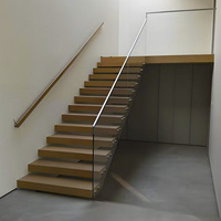Escalier suspendu en structure acier invisible, module personnalisé, marches flottantes