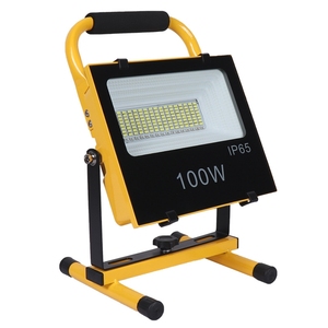 Pratique lumineux 100W led projecteur led travail jusqu'à la lumière rechargeable portable d'urgence projecteur solaire pour la lumière de stade de camping - Product Image 1