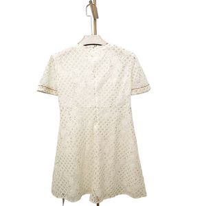 Vestido de Punto Jacquard Personalizado al por Mayor para Mujer, Cuello en V, Manga Corta, Corte en A, Botones al Frente, Ribete en Contraste, Formal, AW26, ODM, Marca Privada - Product Image 2