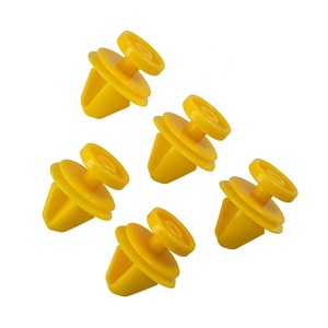 Clips de <span class=keywords><strong>fixation</strong></span> pour <span class=keywords><strong>tapis</strong></span> de <span class=keywords><strong>voiture</strong></span> D111, clips en plastique pour pièces automobiles, attaches automobiles, clips en forme de sapin, rivets pour pare-chocs - Product Image 2