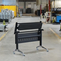 Table de conférence modulaire pliable sur mesure pour salle de formation en Chine, avec pieds en acier
