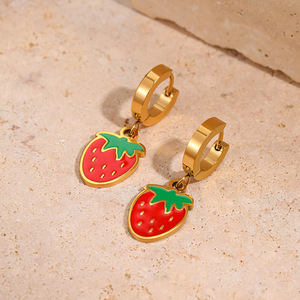 Pendientes de Aro de Acero Inoxidable Impermeables con Diseño de Chile y Fresa, Chapados en Oro, Joyería Diaria para Mujer - Product Image 4