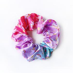 Regalo <span class=keywords><strong>de</strong></span> devolución Mujeres Niños Elástico Cola <span class=keywords><strong>de</strong></span> caballo Satén Accesorios Banda para el cabello Adolescente Lazo para el cabello Impreso <span class=keywords><strong>Unicornio</strong></span> <span class=keywords><strong>Scrunchies</strong></span> para niñas - Product Image 3