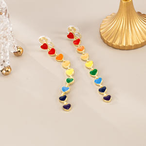 Colorido largo personalidad dulce temperamento chica corazón fresco de gama alta pendientes en forma de corazón - Product Image 2