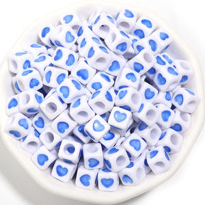 Tapis d'égouttement de couleur de perles d'amour carrées conçues à la mode pour la fabrication de bijoux faits à la main en plastique acrylique et matériaux Lucite - Product Image 3