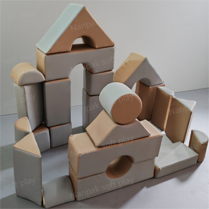 Équipement de jeux de gymnastique sensorielle intérieur/extérieur mignon blanc Beige gris bébé apprentissage blocs de jeu doux Cubes de château <span class=keywords><strong>pour</strong></span> la récréation - Product Image 4
