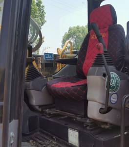 Excavadora Hidráulica Usada Komatsu PC 128US Modelo 2024 Tipo Oruga 95% Nueva con Cuchilla Original y Componentes de Motor, 1 Año de Garantía Postventa - Product Image 4