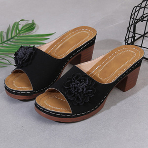 รองเท้าส้นสูงแบบเปิดนิ้วเท้าแฟชั่นประดับดอกไม้ ส้นหนา สายคาดเส้นเดียว สำหรับผู้หญิง ไซส์ 43 รุ่นใหม่รับซัมเมอร์ - Product Image 6