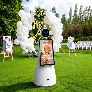 Photomaton Robotique Haut de Gamme Finition Luxe pour Événements Signature de Planners de Mariages Haut de Gamme - Product Image 1